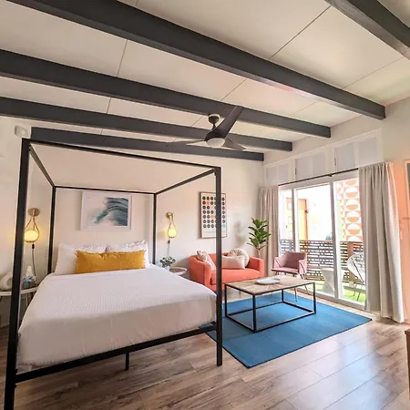 Stay At The Hermosa Pier Luxe Studio
